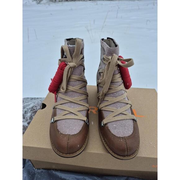 Merrell Shiloh II Lace Boot for Women Size 8 - New with Box - Brown Snow Shoes - Picture 2 of 8